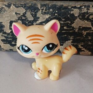Littlest Pet Shop Authentic Yellow White Orange Striped Cat Teal Eyes